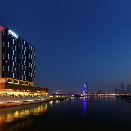 Hilton Garden Inn Bahrain Bay Manama Exterior photo