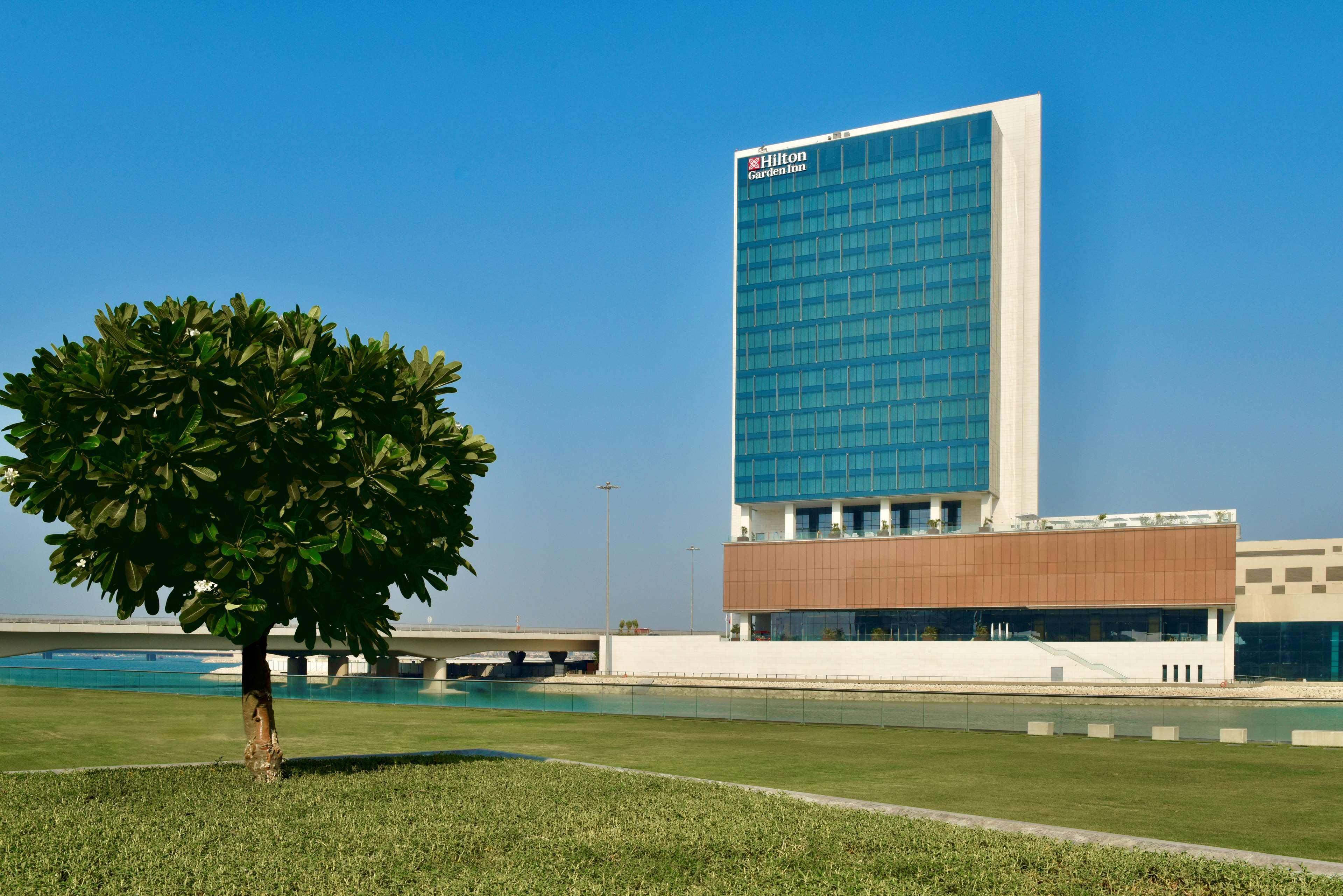 Hilton Garden Inn Bahrain Bay Manama Exterior photo