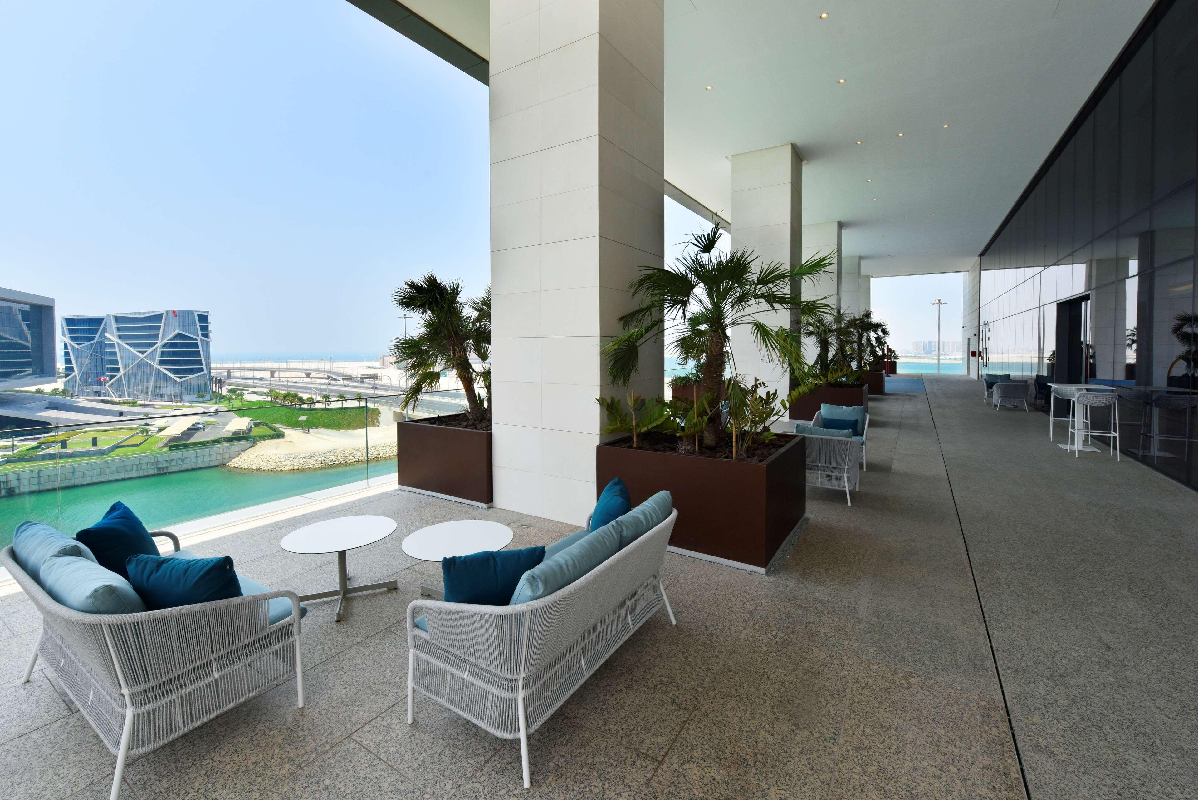 Hilton Garden Inn Bahrain Bay Manama Exterior photo