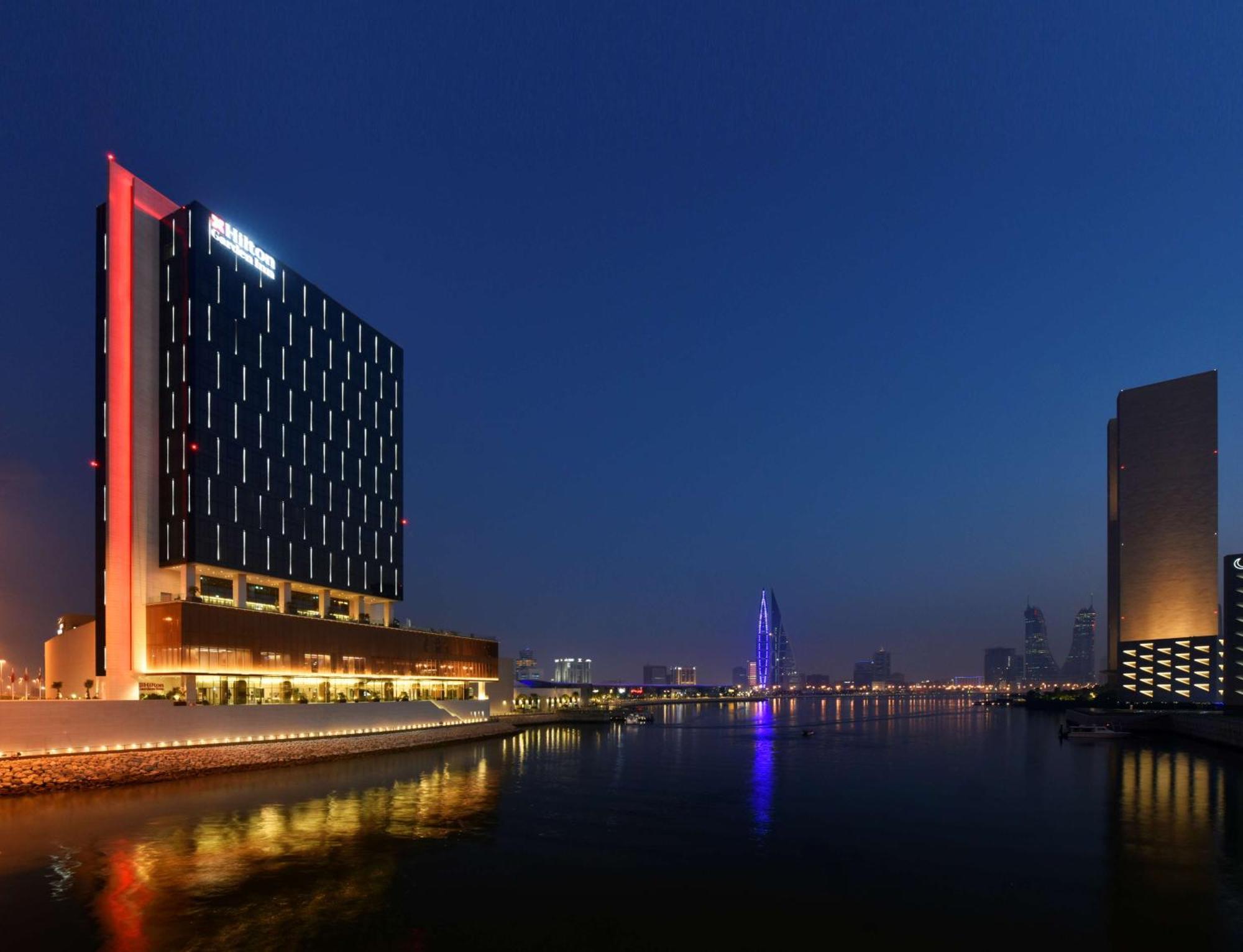 Hilton Garden Inn Bahrain Bay Manama Exterior photo